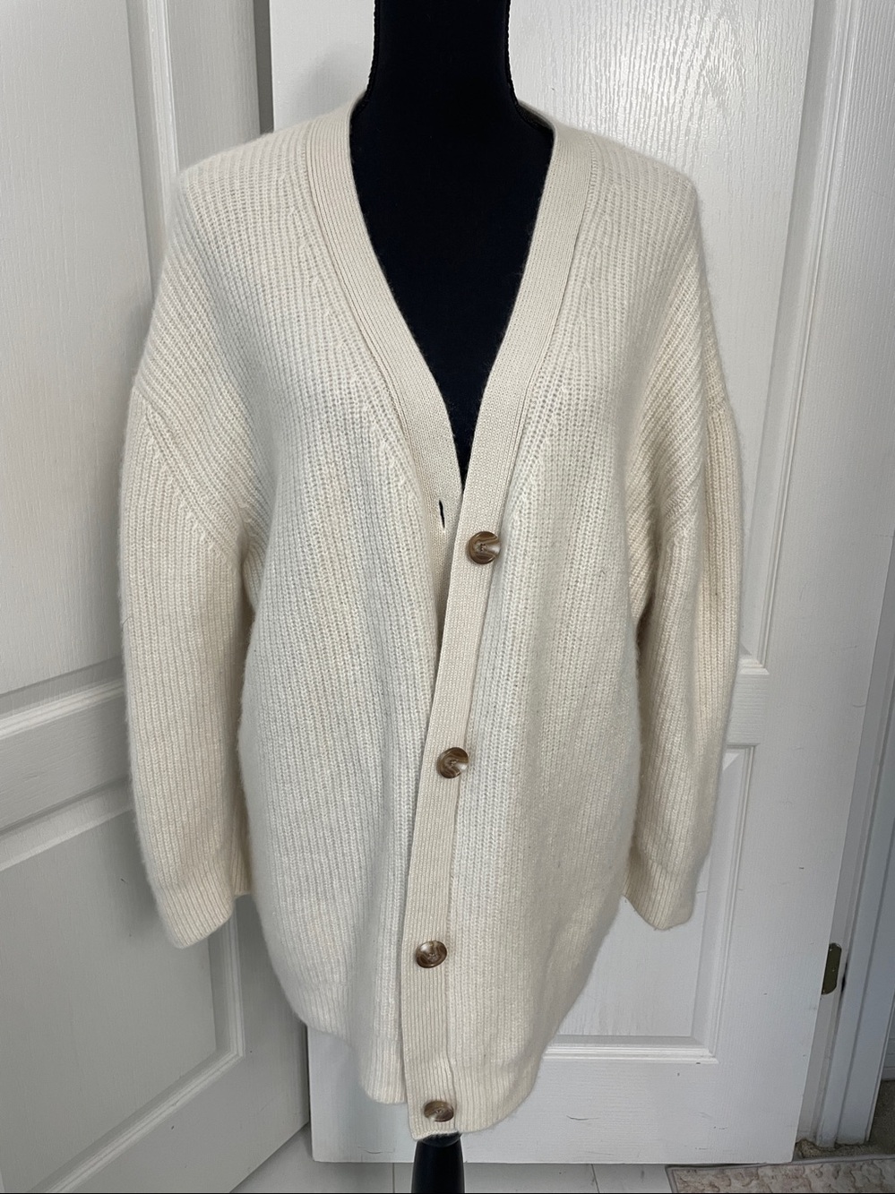 Quince Cream Ribbed V-Neck Cardigan - Picture 7 of 14